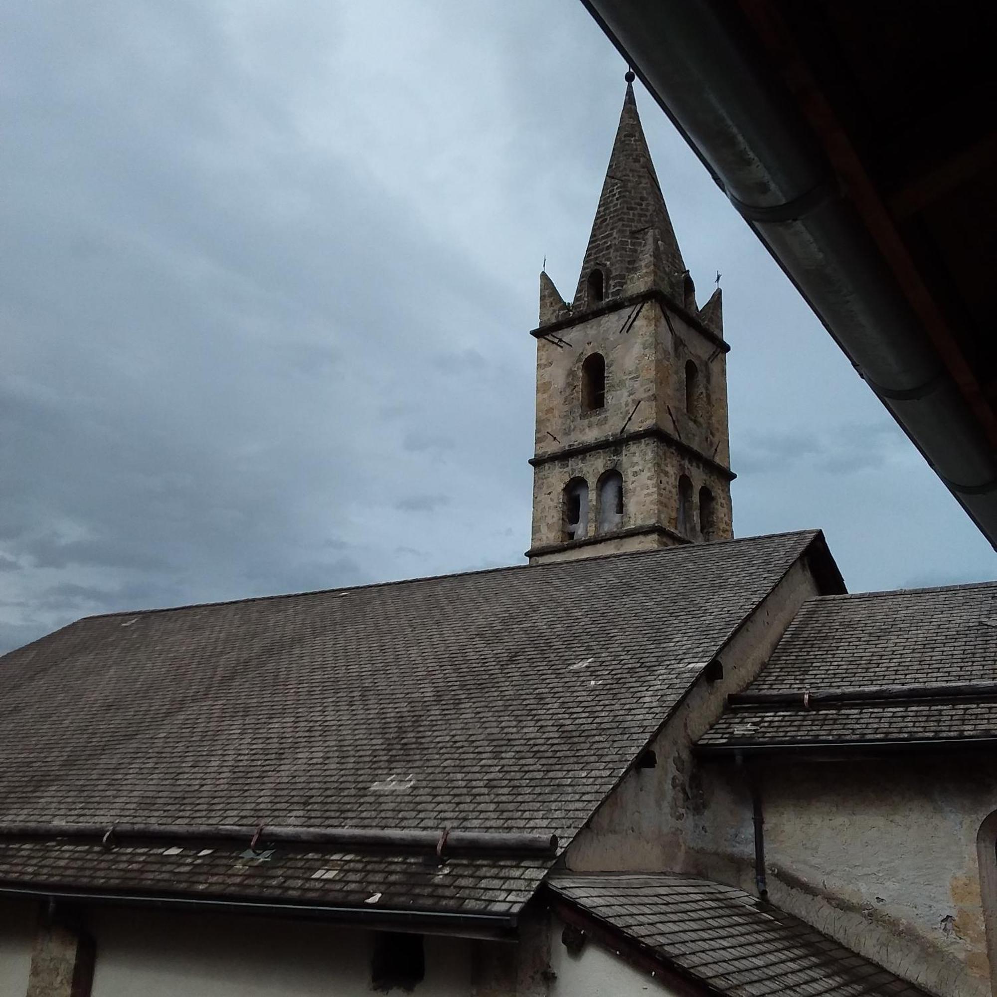 Appartement Dans Maison De Village Crots Zewnętrze zdjęcie